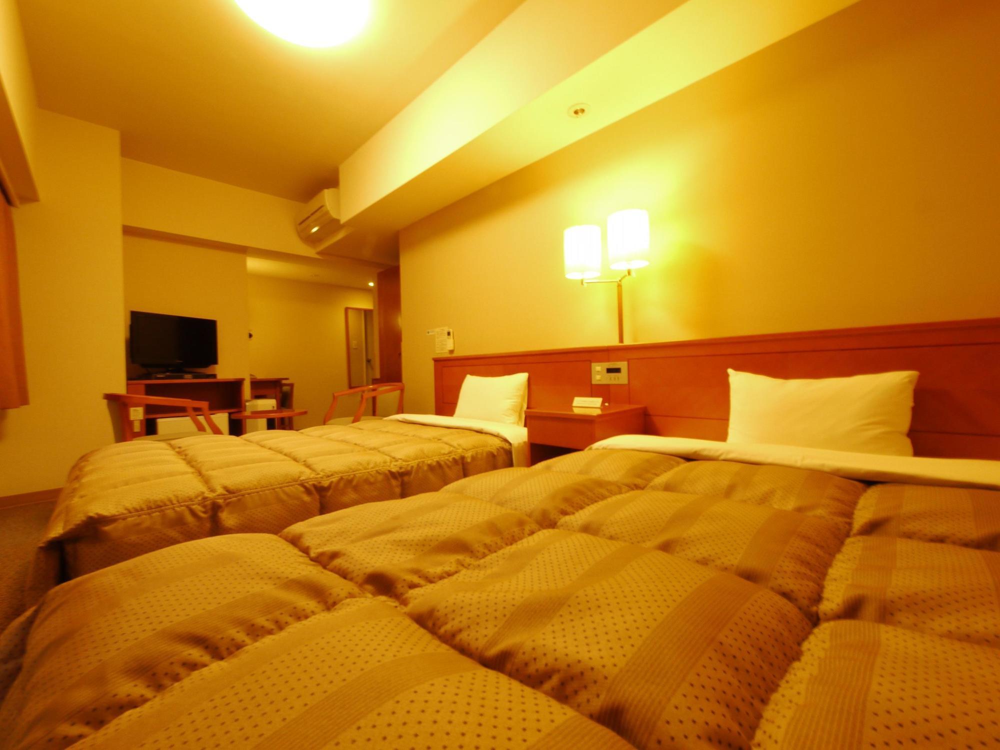 Hotel Route-Inn Fukaya Ekimae Экстерьер фото