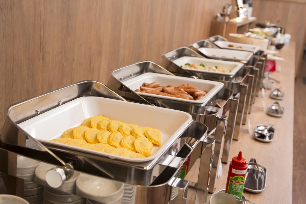 Hotel Route-Inn Fukaya Ekimae Экстерьер фото